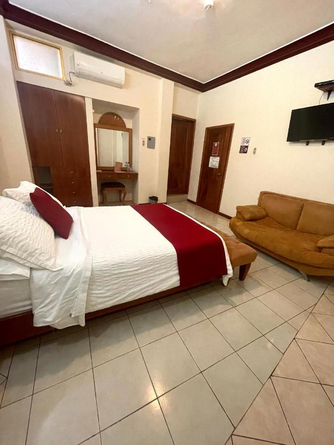 House Center Hotel Milagro Exterior photo